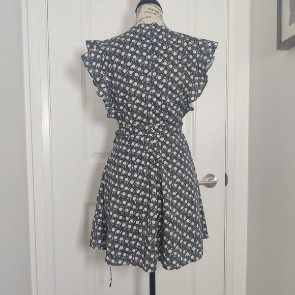 Urban Outfitters Josey Ruffle Mini Wrap Dress โ Size XS - Picture 4 of 9